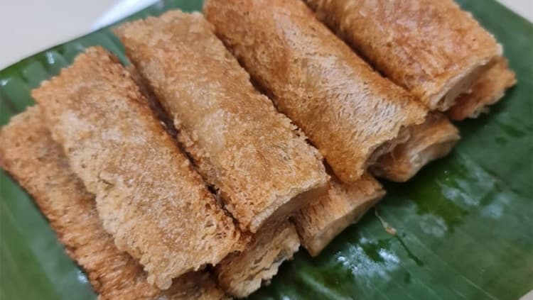 Nem hải sản mayonaise